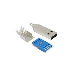 USB 3.0 en hannkontakt....